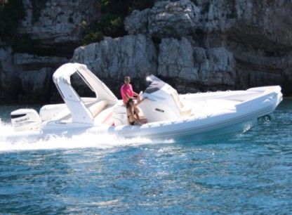 Location Semi-rigide Callegari Olympus 87 Juan les Pins