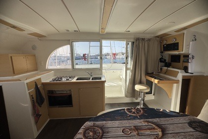 Hyra båt Katamaran Marsala porto turistico Lagoon 380 s2 Marsala