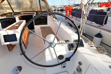 Verhuur Zeilboot DUFOUR DUFOUR 350 GRAND LARGE Šibenik