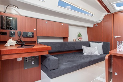 Hanse 315 Segelyacht mieten Sneek