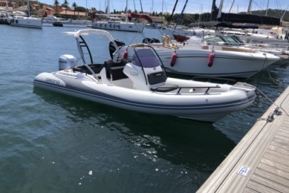 Location Semi-rigide Grand Golden line 580 Bormes-les-Mimosas