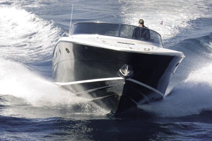 Rental Motorboat Exclusive 45 45 Capri