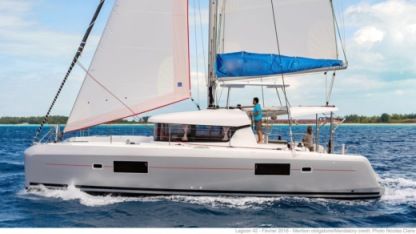 Charter Catamaran Lagoon 424 Marsh Harbour