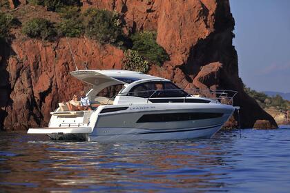 Charter Motorboat Jeanneau Leader 33 Golfe Juan