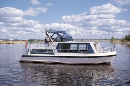 Rental Houseboats De Drait Safari Houseboat 1050 Drachten