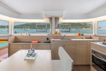 Aluguel Catamarã  Lagoon 38 - 4cab Cugnana Verde