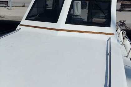 All-inclusive Economic Cruises with Profesional Yacht ChrisCraft 260HP and mandatory skipper included