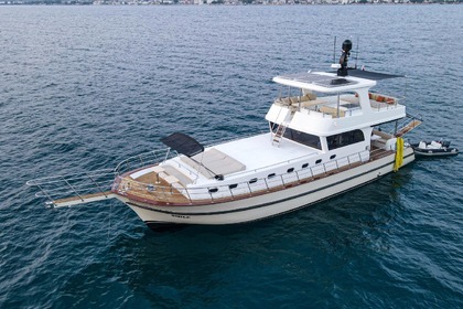 Hire Gulet Custom built gulet with capacity of 8 people 2025 Fethiye