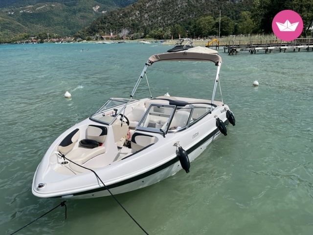 Bateau à moteur GLASTRON MX 185 190cv