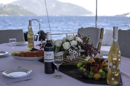 IONIAN DREAM - AVE YACHTING ALBANIA