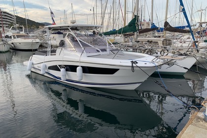 Miete Motorboot PRIVATISEZ UN CAP CAMARAT 9.0 WA NOUVEAUTE 2020  avec ACCOMPAGNATEUR POUR BALADE Bastia
