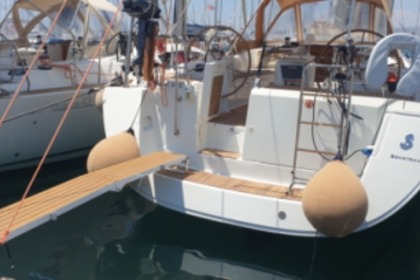 Charter Sailboat Beneteau Oceanis 46 Athens