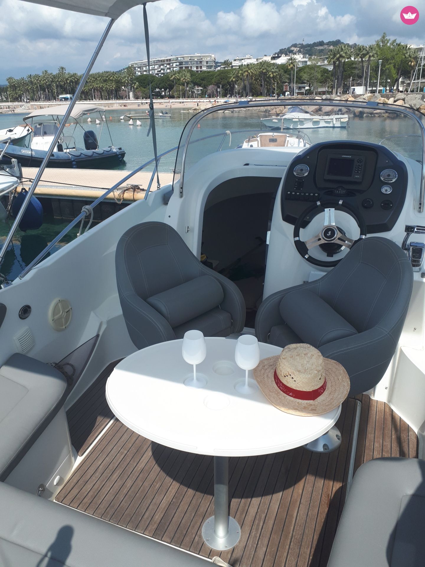 Beneteau 750 Flyer Sundeck photo 3