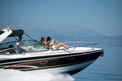 Hire Motorboat Formula 31SS Kiato