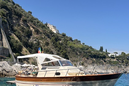 Hire Motorboat Fratelli Aprea 750 Amalfi