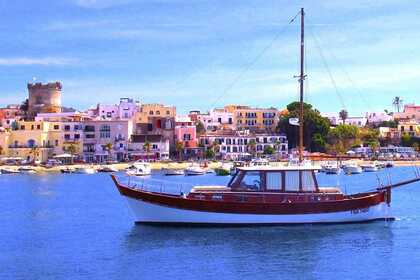 Noleggio Barca a vela Genovese ketch Ischia