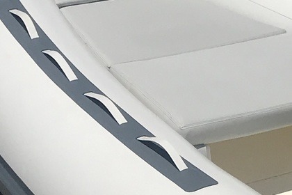 Miete RIB Bwa 550 Sari-Solenzara