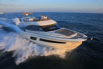 Charter Motorboat Prestige Jeanneau 450 Fly Taormina