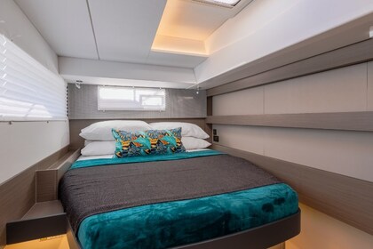 Verhuur Catamaran  LEOPARD 50 SKIPPER OBLIGATOIRE Saint-Raphaël