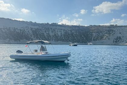 Noleggio Gommone Joker Boat Clubman 24 Malta