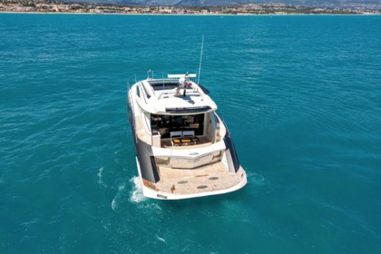 Charter Motor yacht Marquis Marquis 500 Sport Cannes