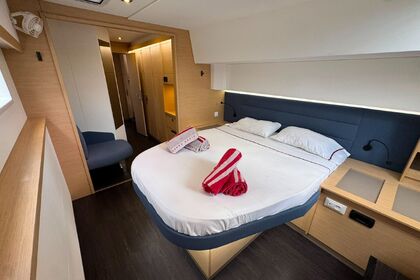 Hire Catamaran  Aura 51 Le Marin