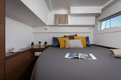 Катамаран LAGOON 40 11,74м.