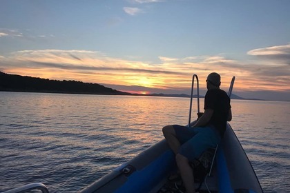 Hire RIB VSR 8.0 Veli Lošinj