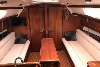 Se alquila velero con patrón