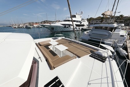 Hyra båt Katamaran Catana Bali 4.1 - 4 cab. Trogir