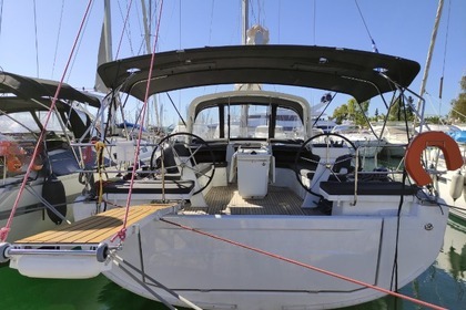 Hyra båt Segelbåt Beneteau Oceanis 46.1 Alimos