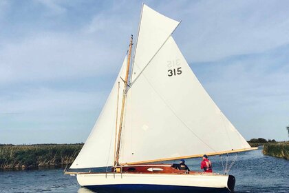 Rental Sailboat Landimore Norfolk Broads Sailing Boat Martham