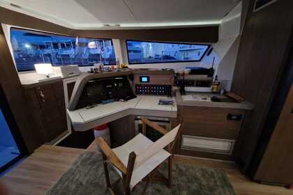 Bali 5.4 WATER TOYS-FREE OF CHARGE, A/C, WATERMAKER, GENERATOR, STARLINK, EXPERIENCED CREW.