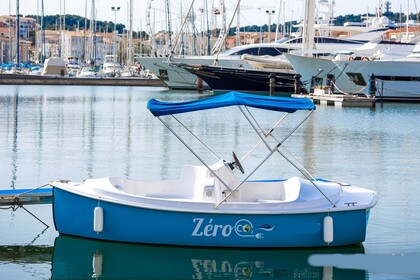 Rental Boat without license  Jeanneau Electric blue Cap d'Agde