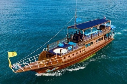 Miete Motorboot Teak Wooden Yacht 68ft Amphoe Ko Samui