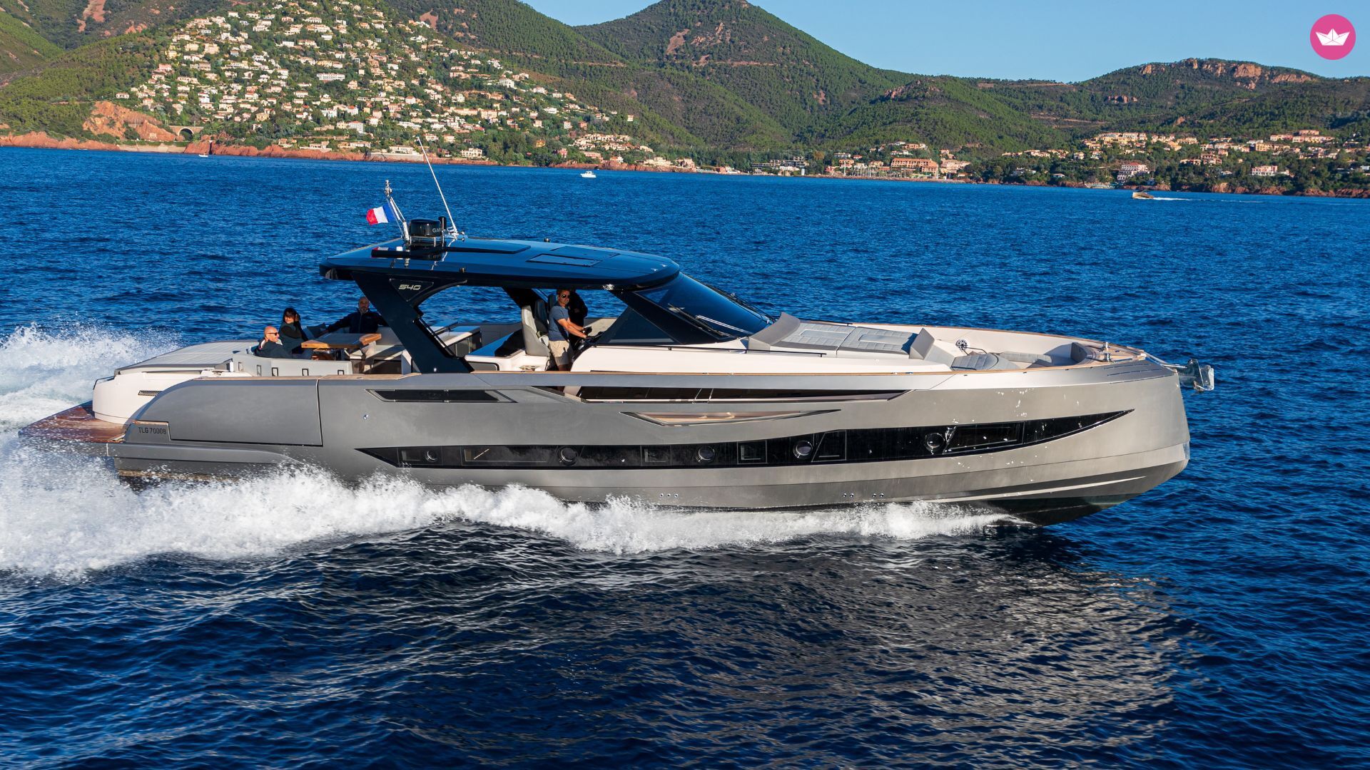 Bateau à moteur CAYMAN YACHTS 540 1600cv 4