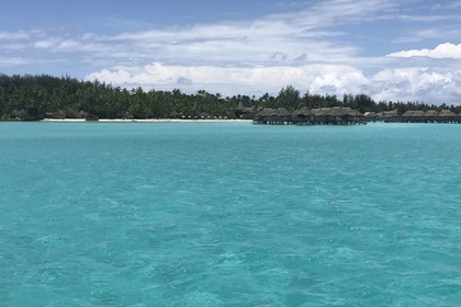 Bora Private Tour Catmaran