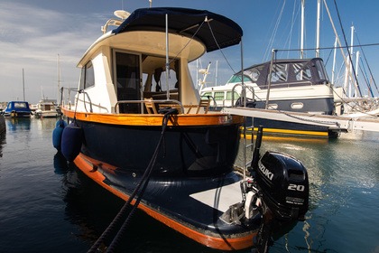 Charter Motorboat Adria Mare 38 Punat