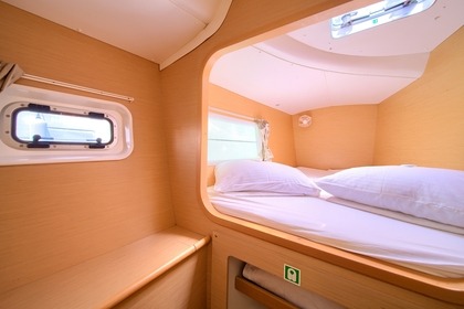 Lagoon 380 S2 - 4 + 2 cab. - Atenea - 2015.