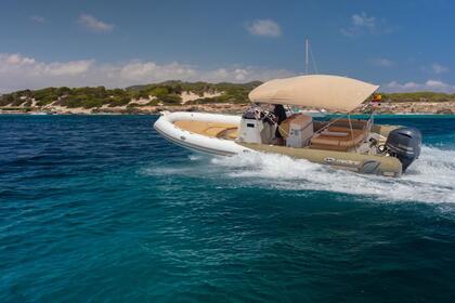 Hyra båt RIB-båt Zodiac Medline 850 Ibiza