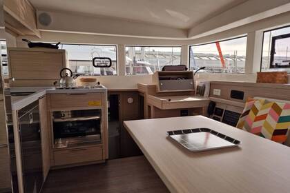 Location Catamaran Lagoon Lagoon 40 Bonifacio