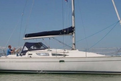 Location Voilier Jeanneau Sun Odyssey 35 Ancône
