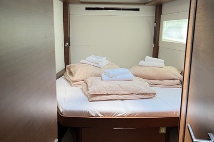 Verhuur Catamaran Lagoon-Bénéteau Lagoon 46 - 4 + 2 cab. Kaštel Gomilica
