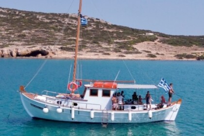 Charter Motorboat Spetsiotiko Trehantiri Paros