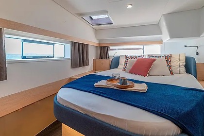 Location Catamaran  Fountaine Pajot 44  A/C & GEN & WM Corfou