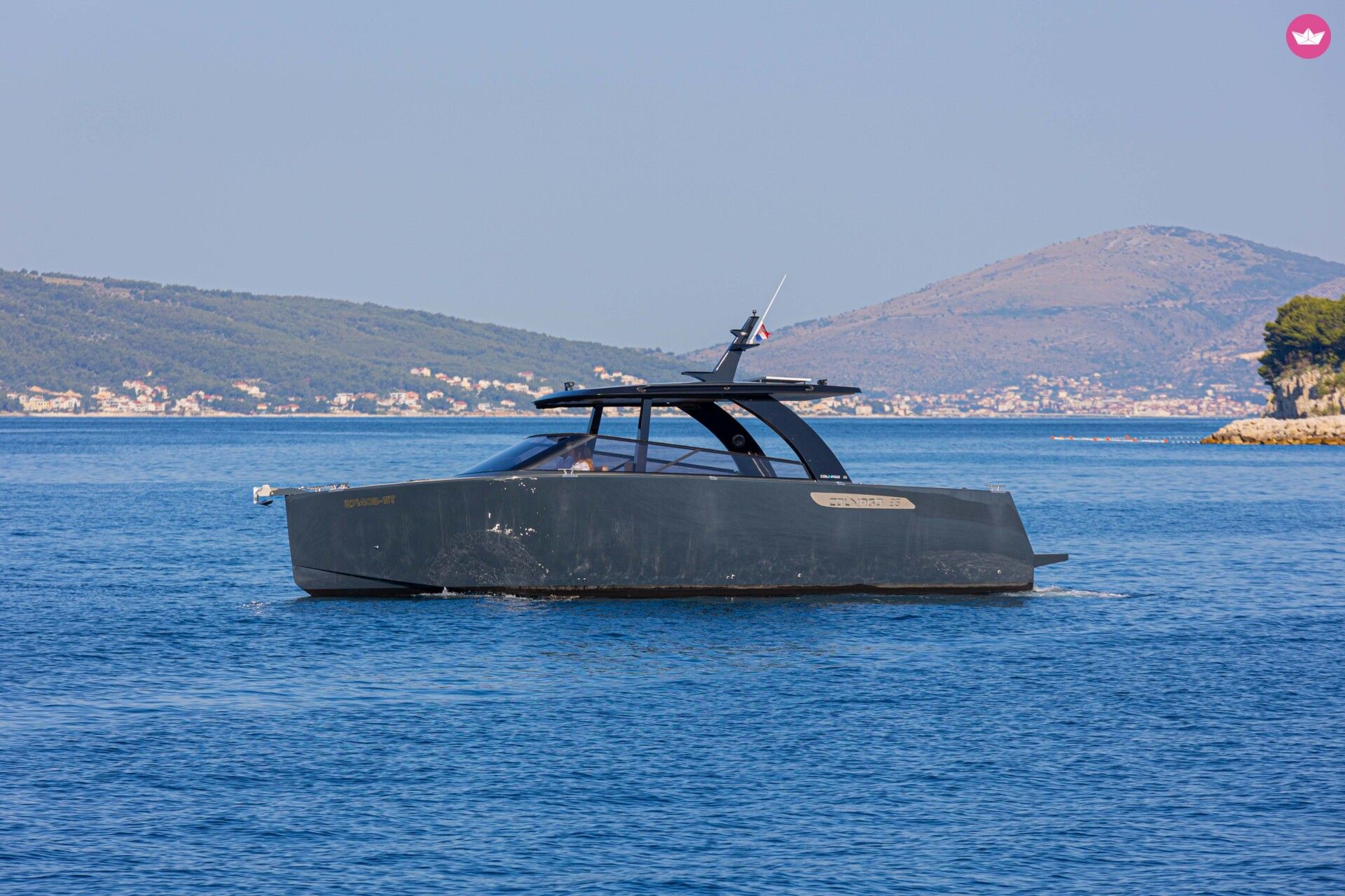 Bateau à moteur Colnago 35 480cv