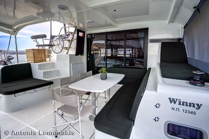 Location Catamaran LAGOON 42 Skippered Syros