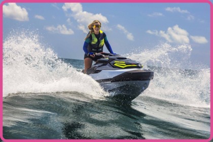 Noleggio Moto d'acqua Bombardier Recreational Products RXT-X RS 325 Torre Annunziata