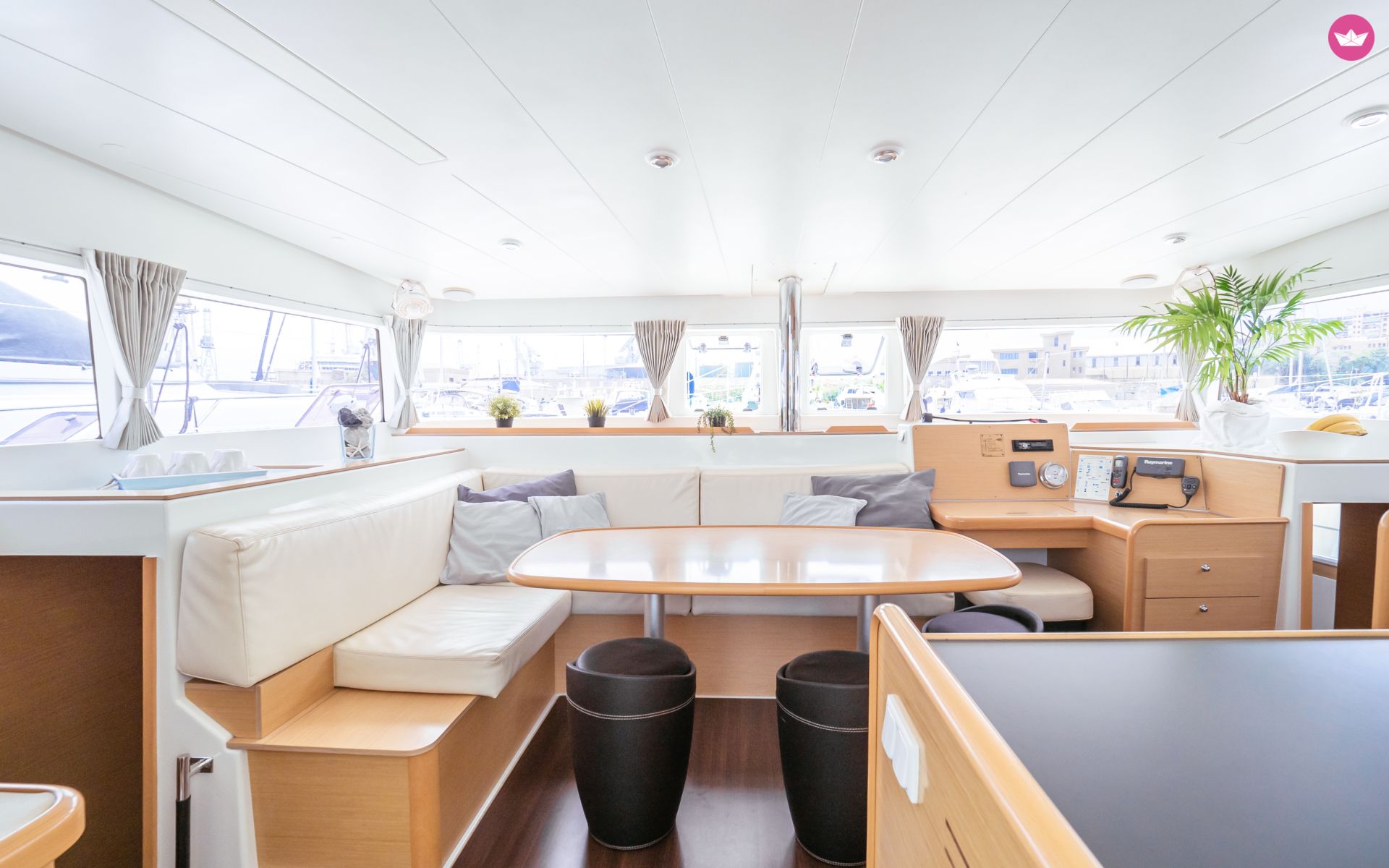 Catamaran LAGOON 400 11.98m 7
