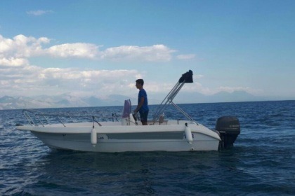 Charter Boat without licence  CAD MARINE 18 Policastro Bussentino